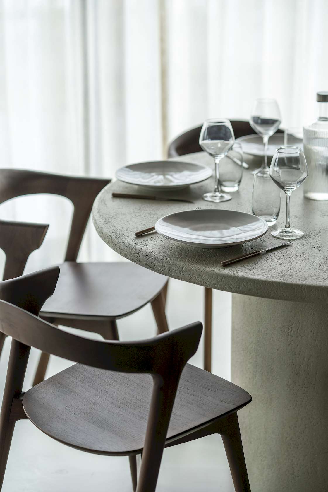Ethnicraft Elements Round Dining Table