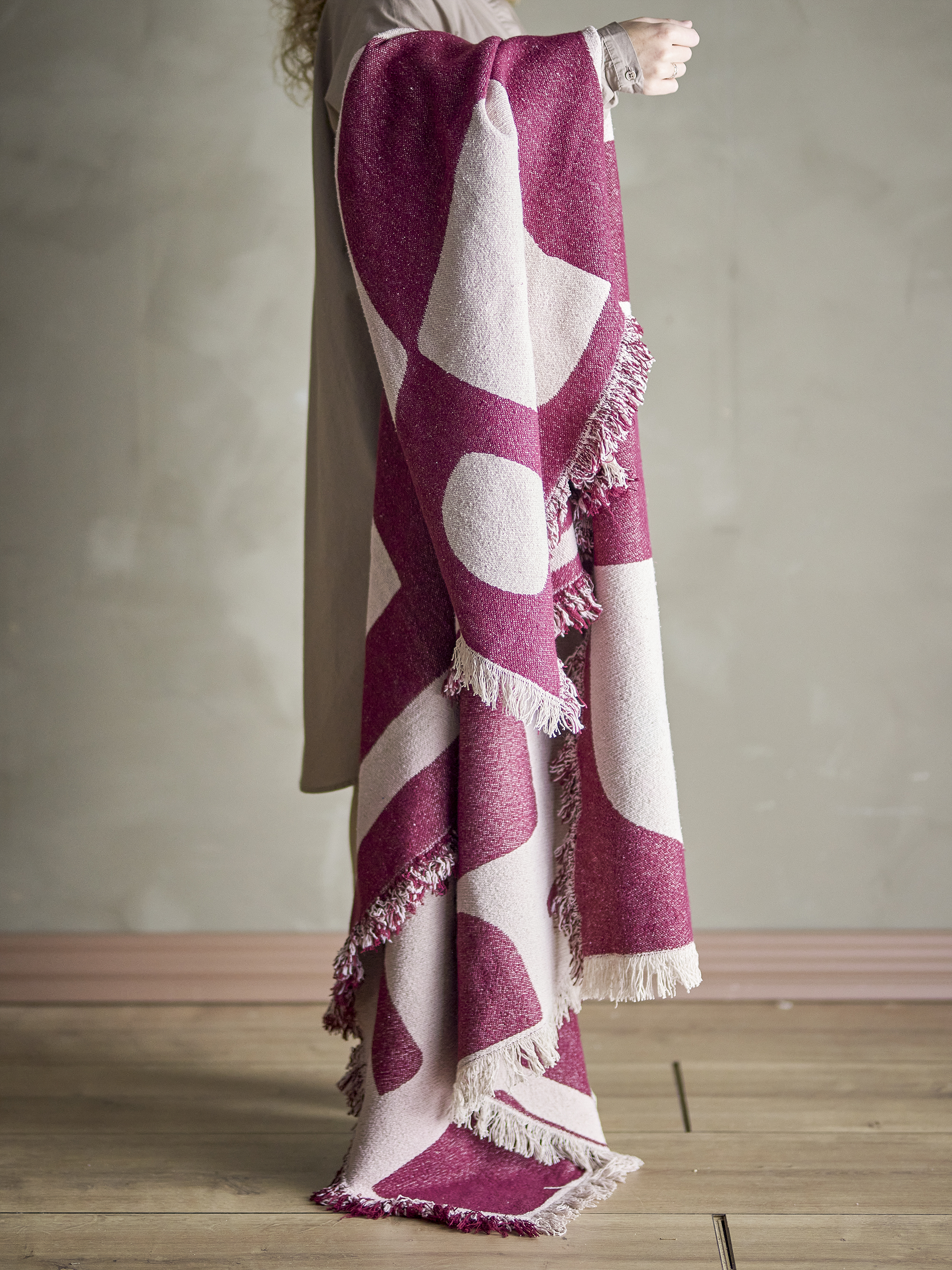 Olica Cotton Throw - Red