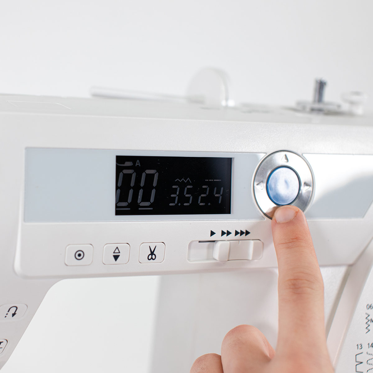 Janome 5060QDC Control Panel