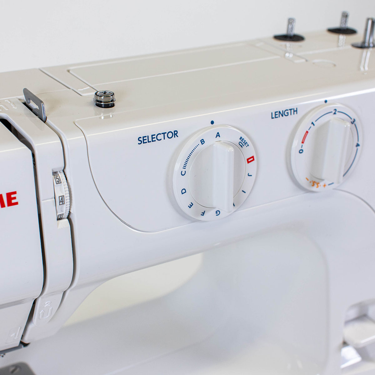 Janome J3-20 Easy to use Mechanical Controls