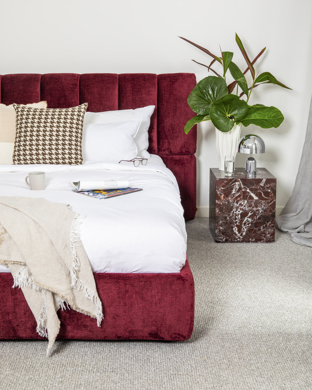 Ville King Bed