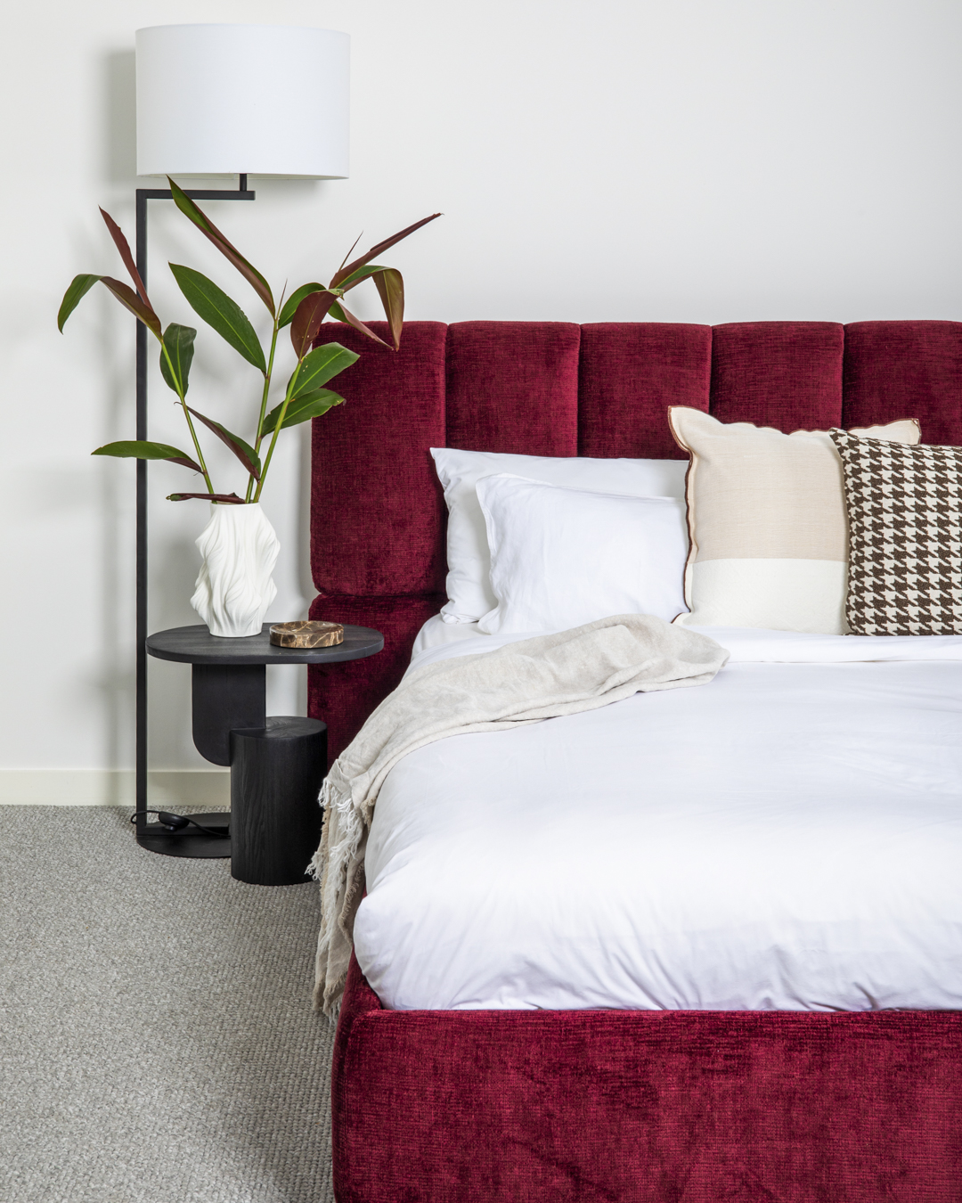 Ville King Bed