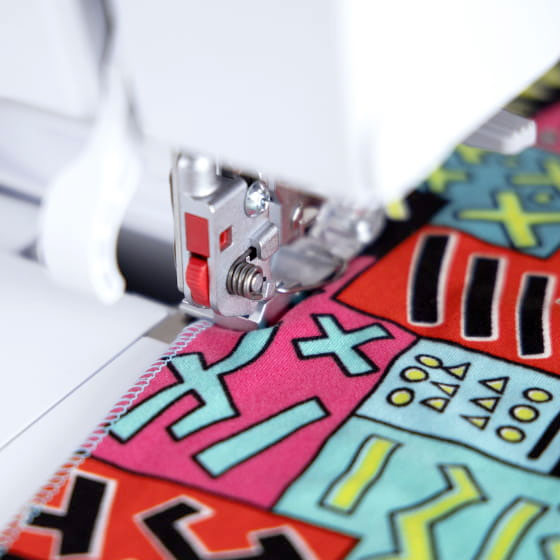 Bernina L860 Extremely fast