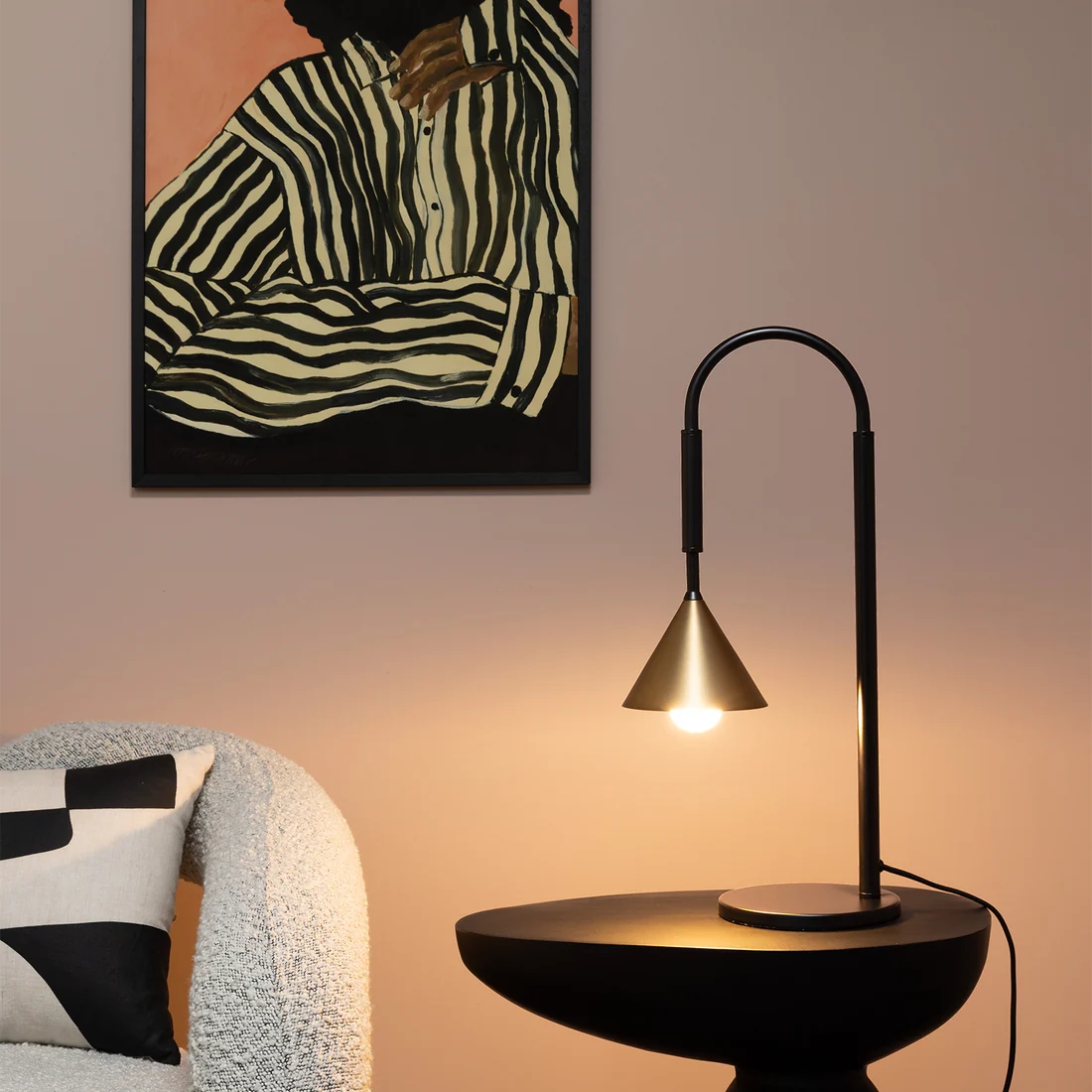 Vanna Table Lamp