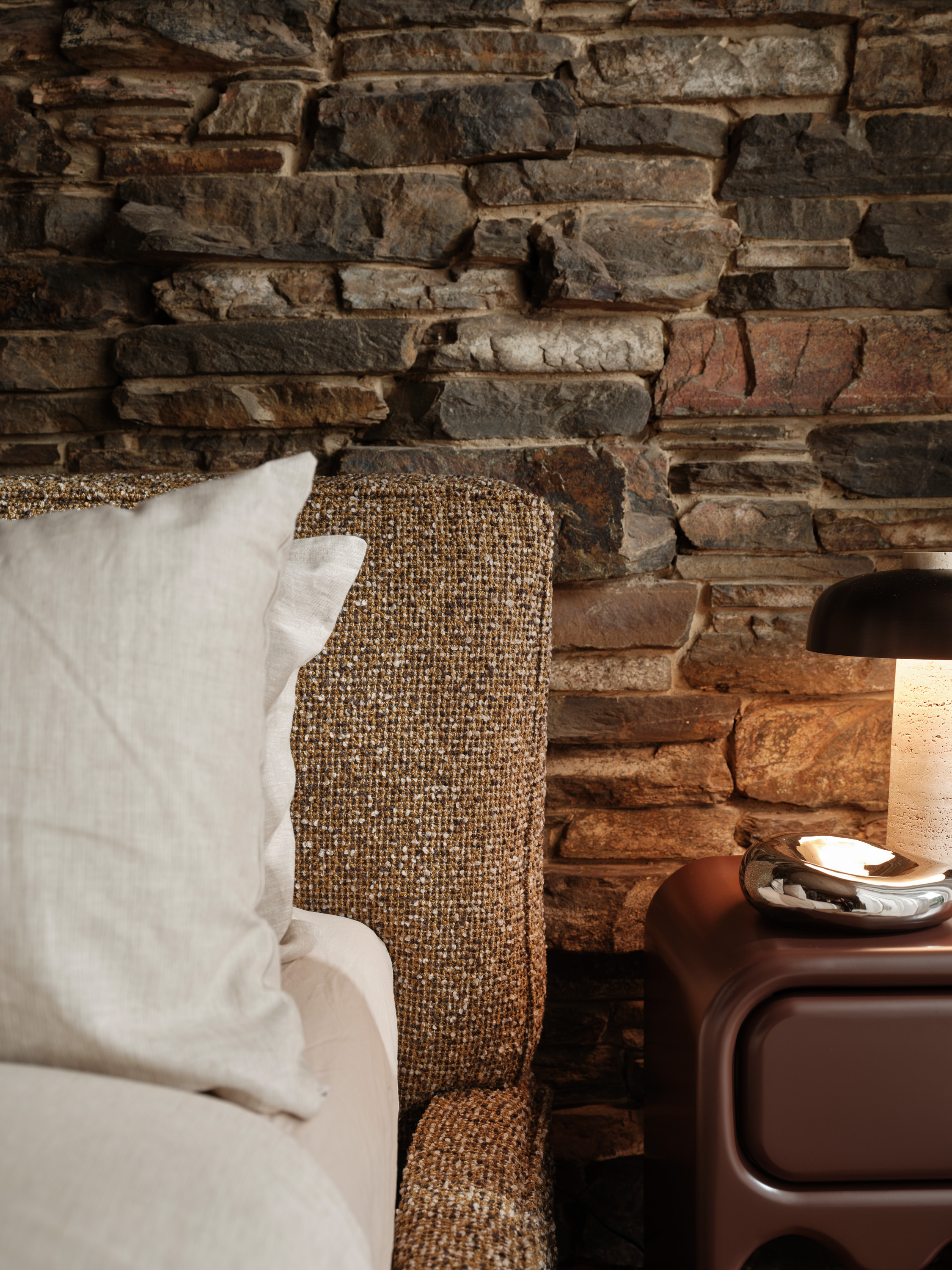 Mini Ola Bedside Table