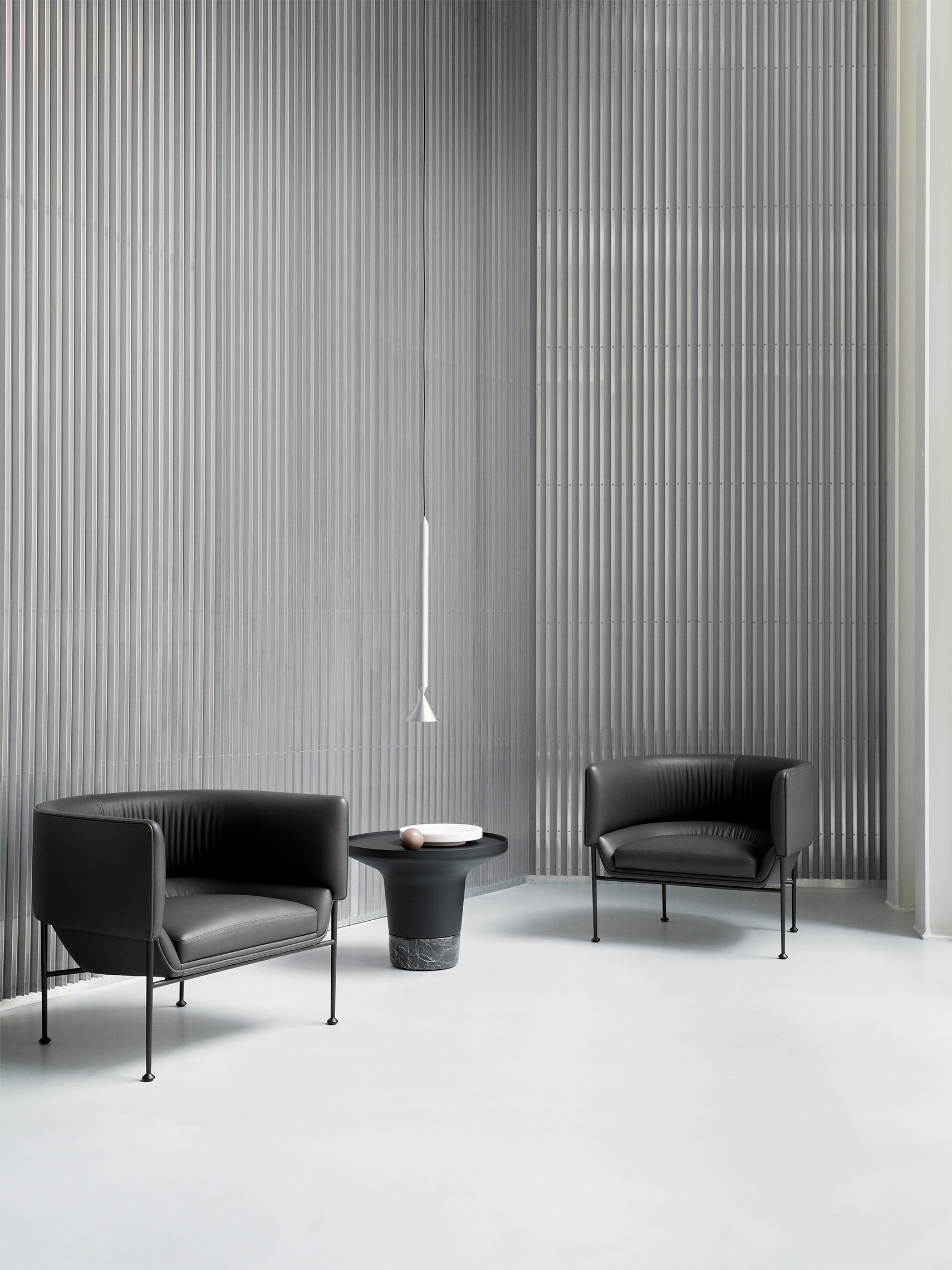 Collar Large Lounge Chair - Sable Barona Leather - Floor Stock