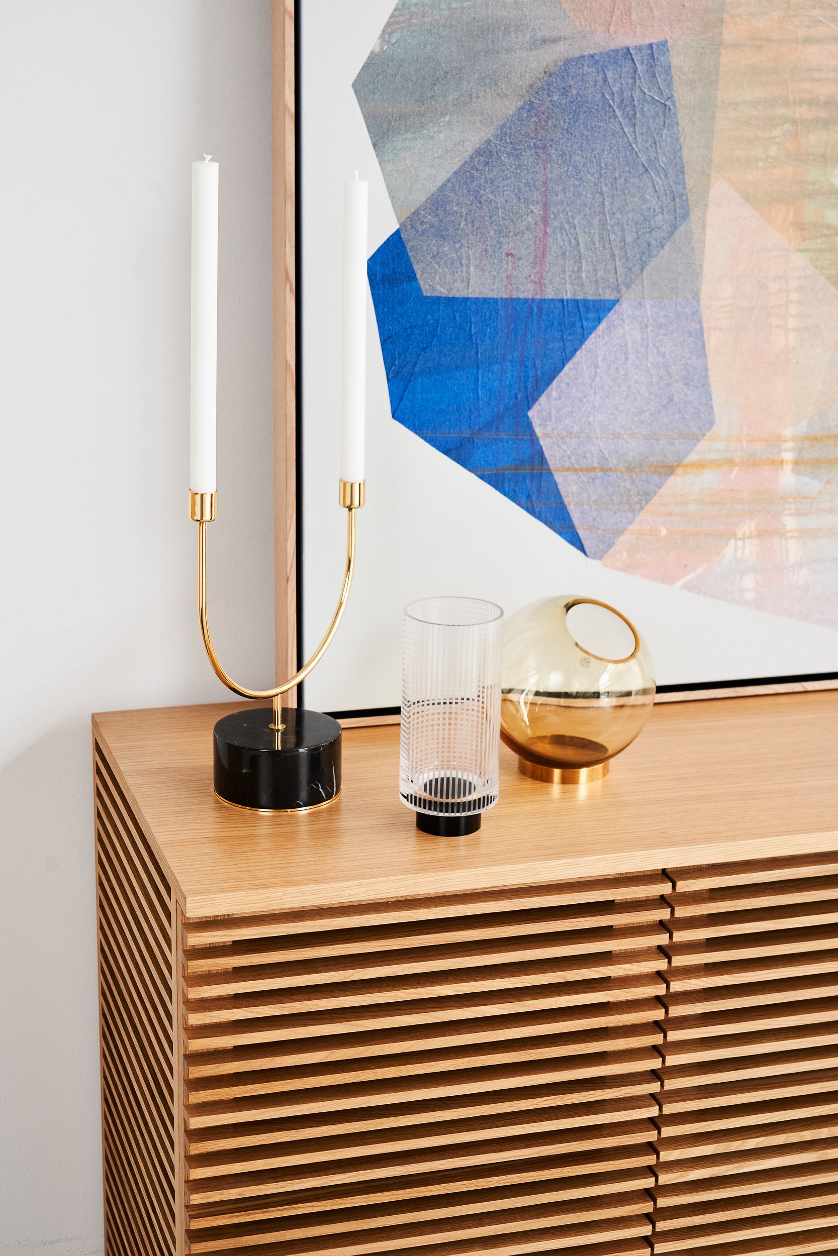 Line Credenza - 4 Doors - American Oak - Floor Stock