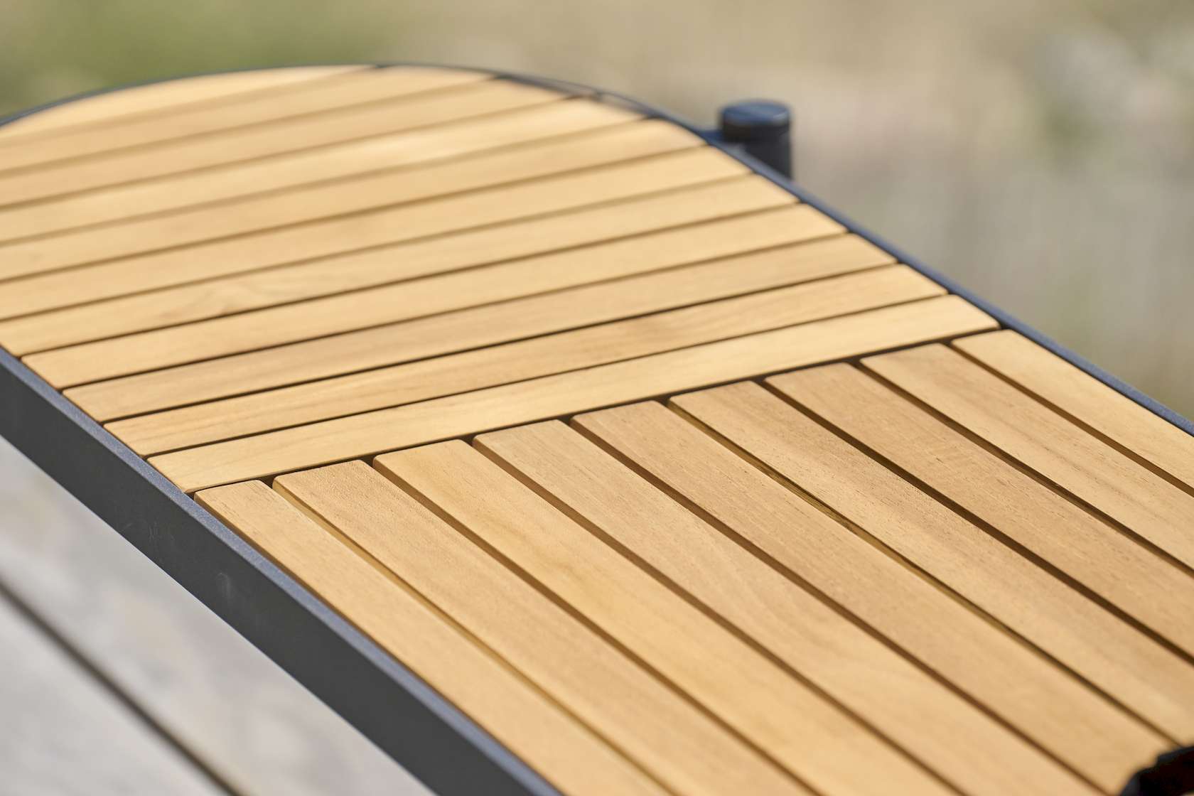 Mindo 117 Bench - Large - Floor Stock