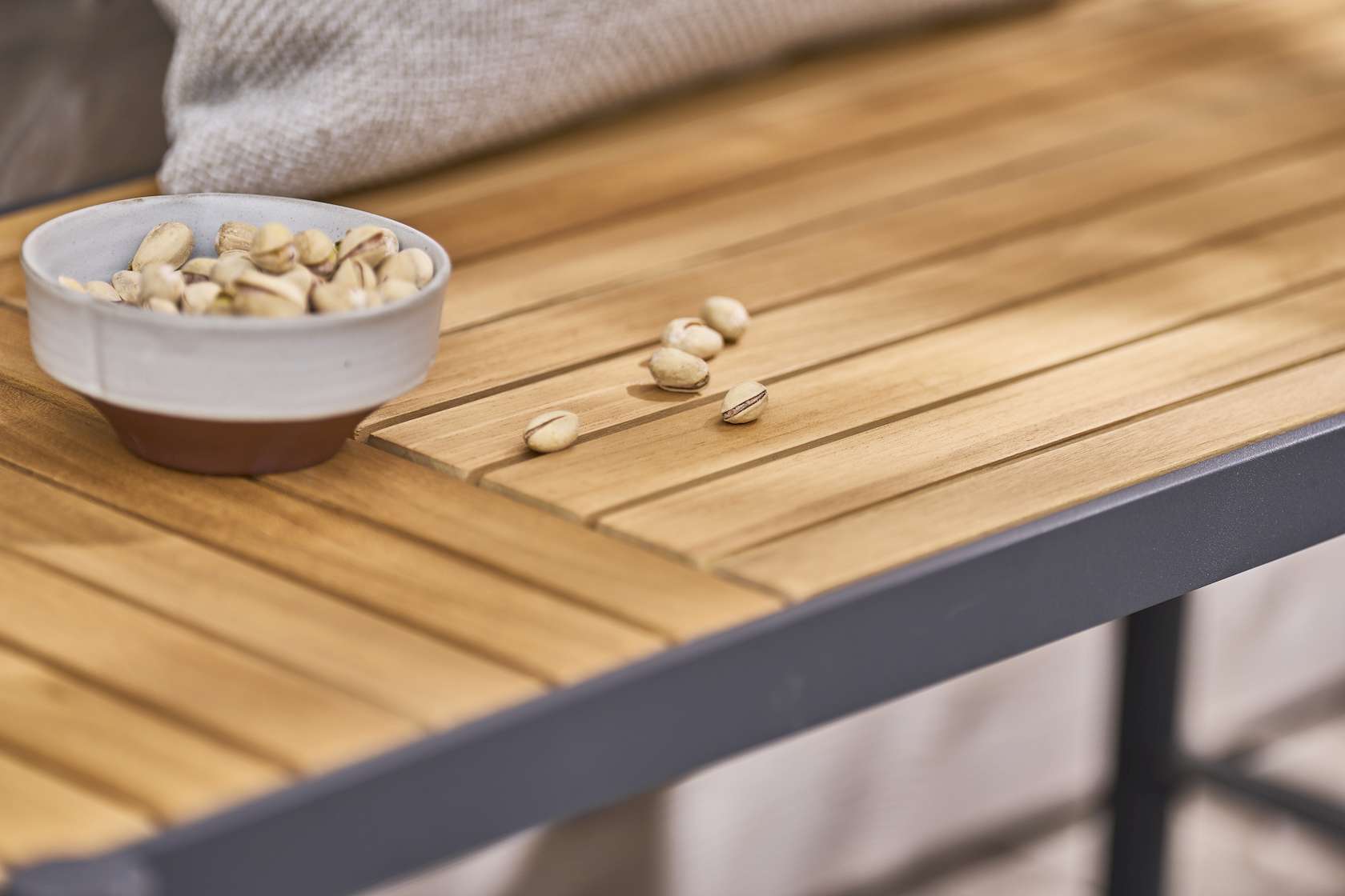 Mindo 117 Bench - Large - Floor Stock