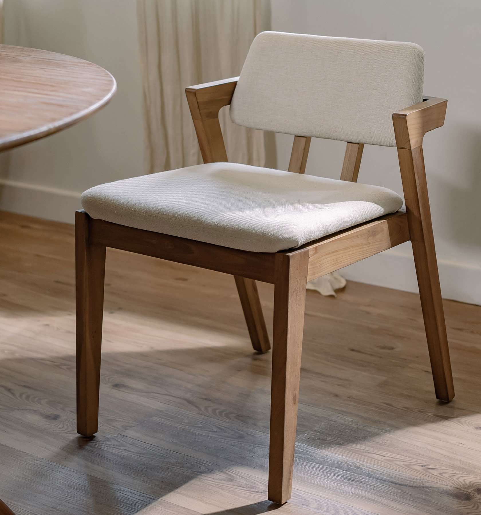 dBodhi Noa Dining Chair - Custard - Set of 4 - Floor Stock