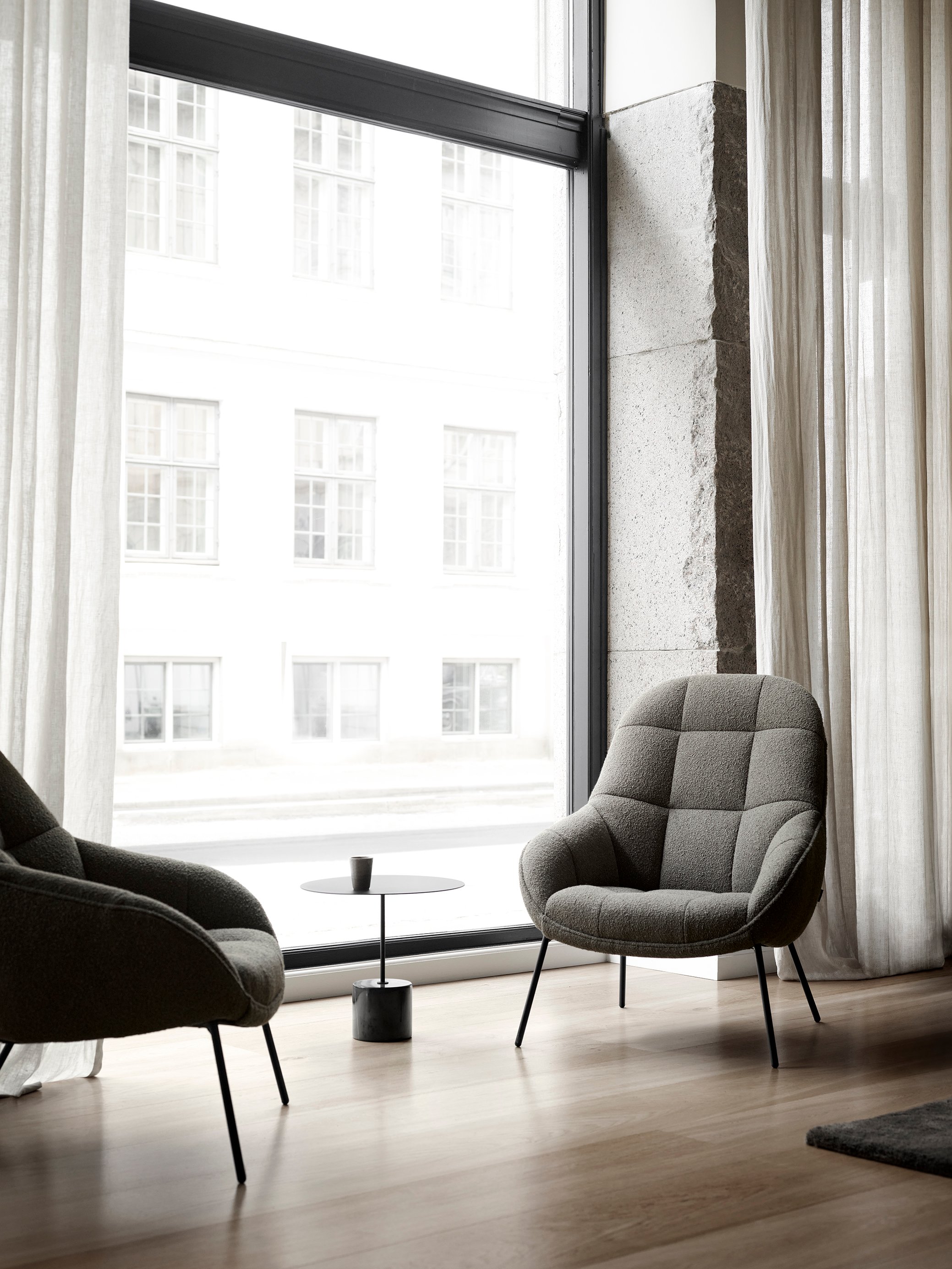 Mango Lounge Chair - White Boucle-Cuddle 02 - Floor Stock
