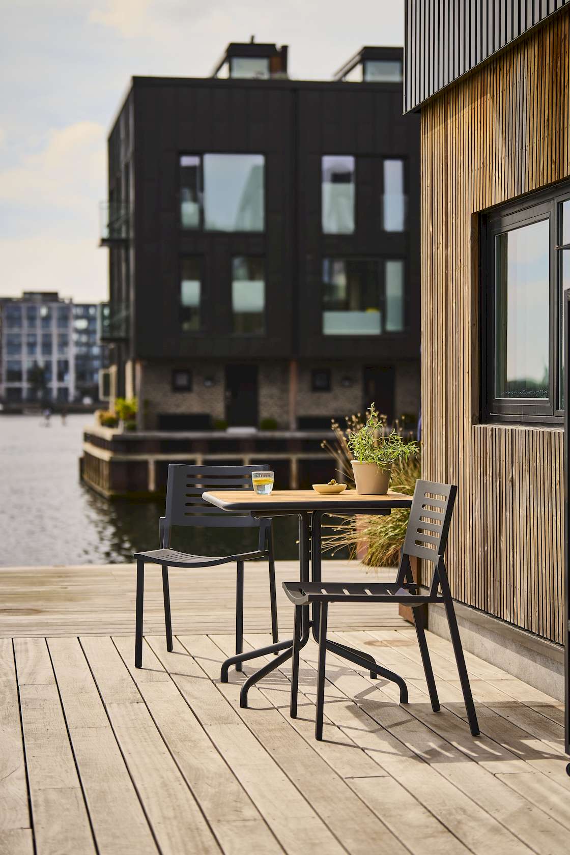 Mindo 112 Dining Chair - Dark Green - Set of 4 - Floor Stock
