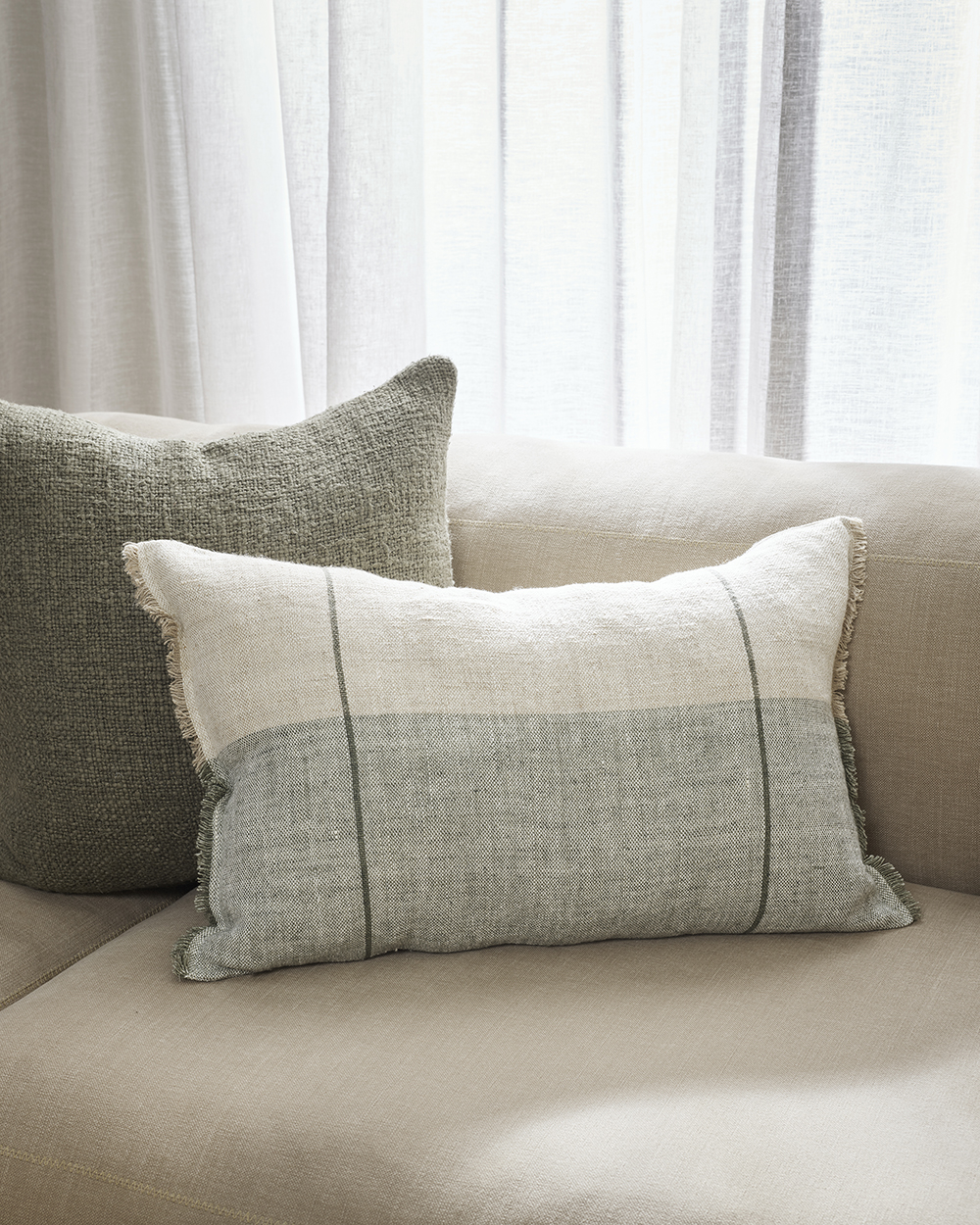 Oliver Cushion