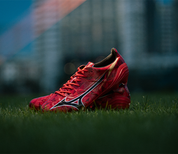 シューズ Mizuno Alpha elite 28cm Amazon.com | Mizuno Alpha ELITE Soccer Spikes, Football