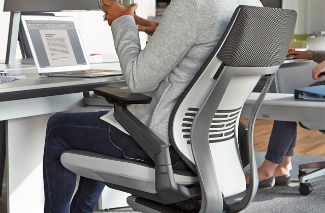 Steelcase Gesture scaun de birou brate ajustabile
