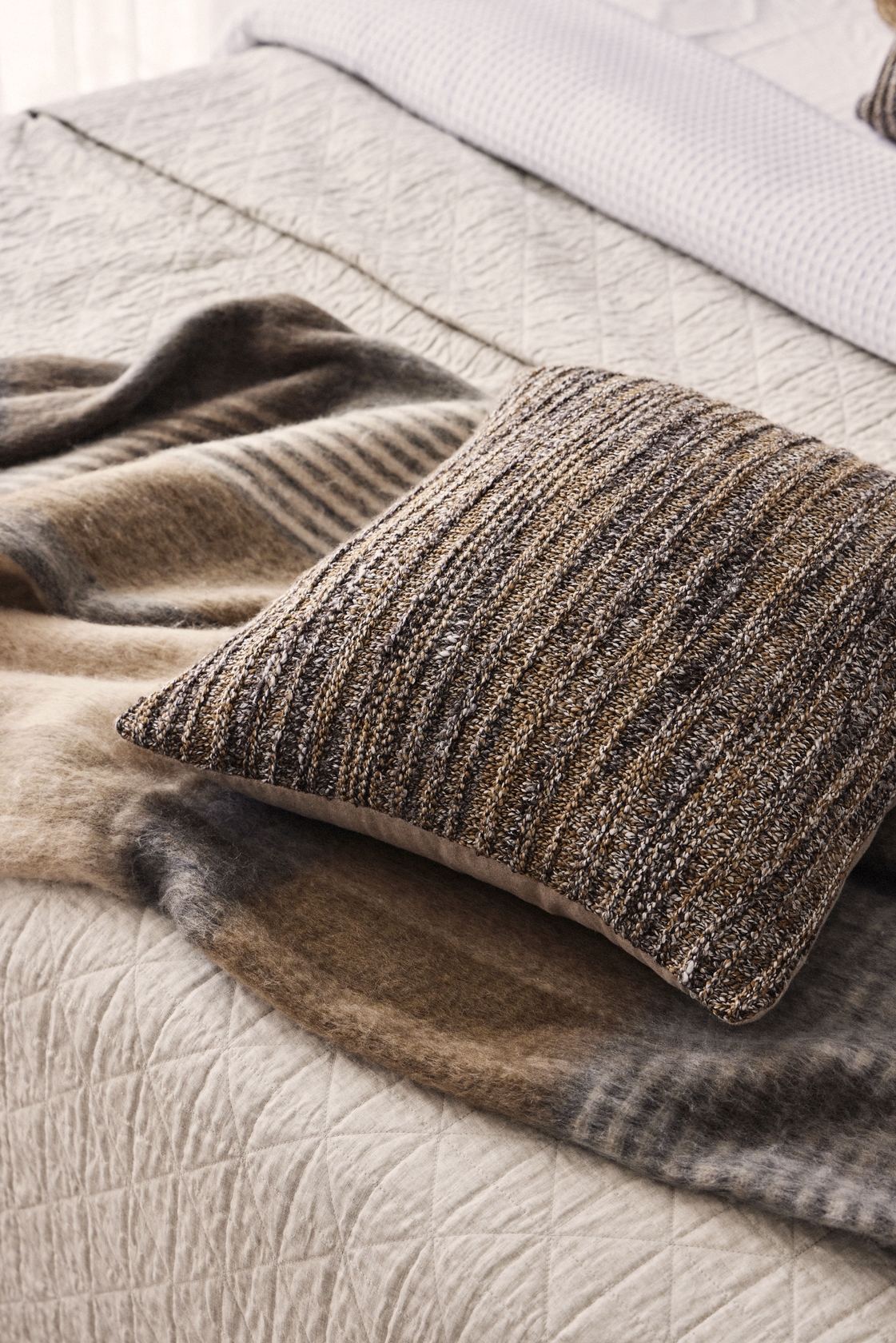 Andrela Wool Blend Woven Throw