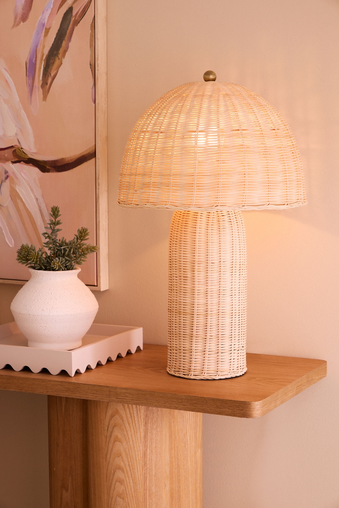 Gracan Table Lamp