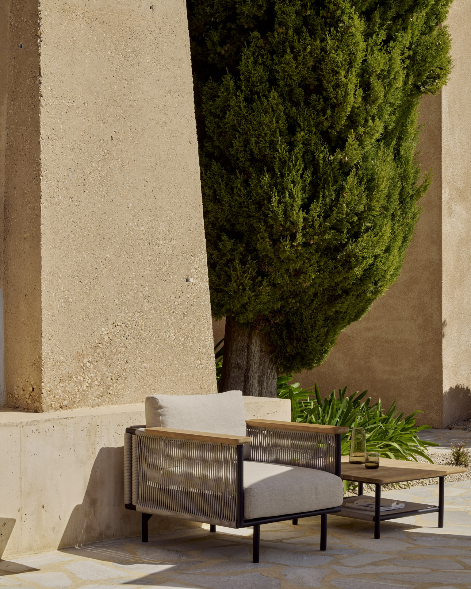 Ethnicraft Aluminium Corbey Outdoor Lounge Chair