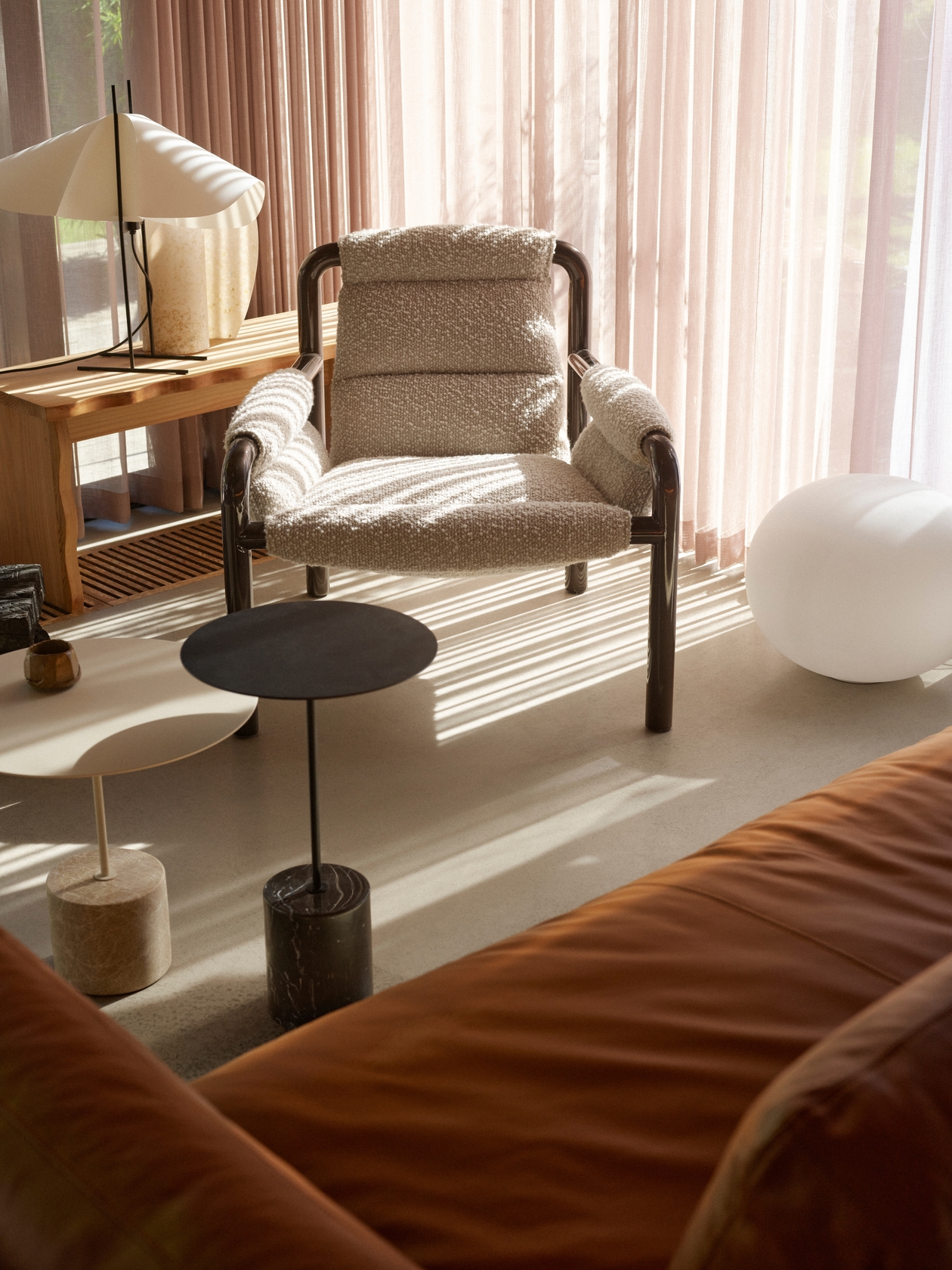 Atli Lounge Chair