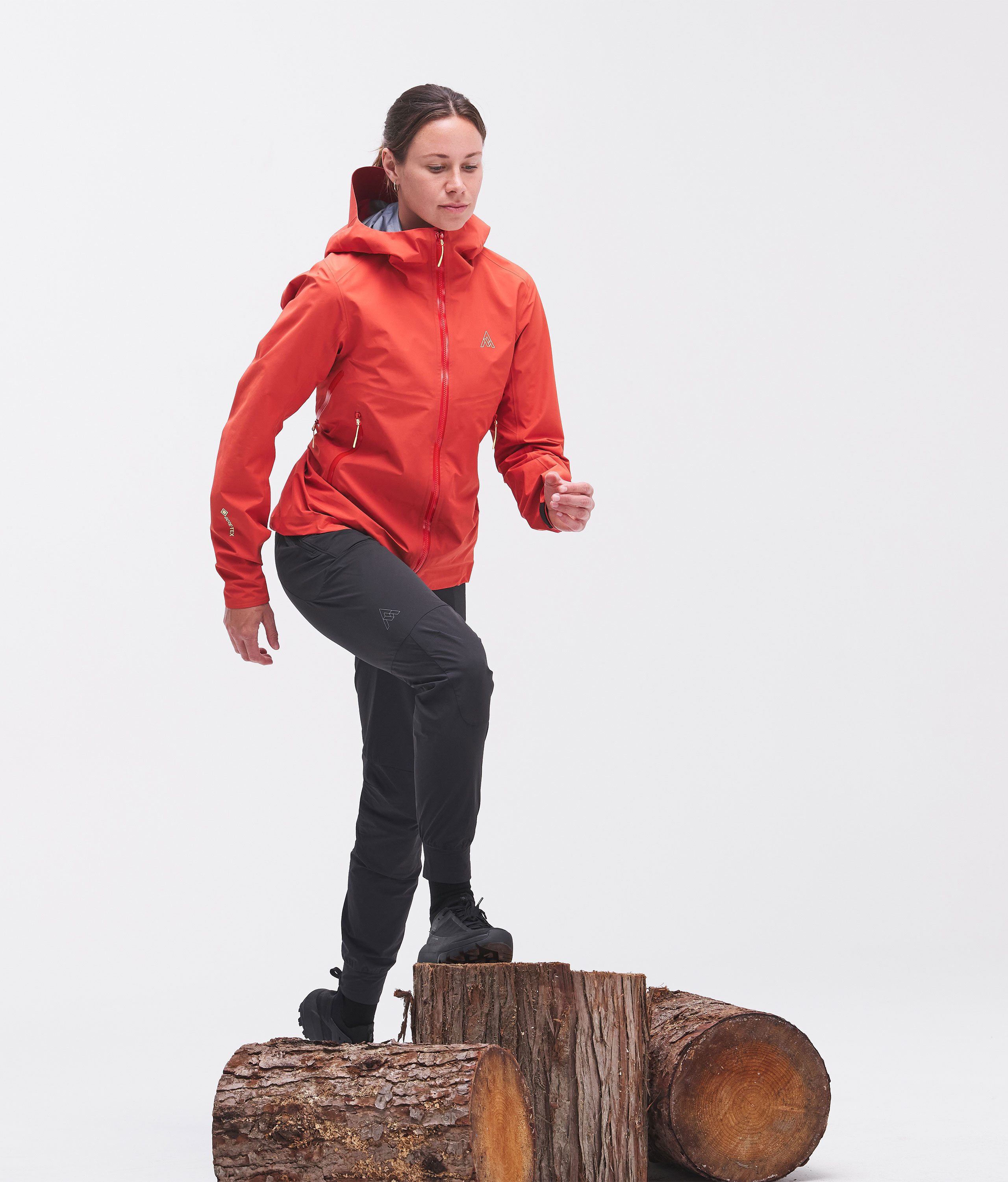 Women's Guardian Apex Jacket - Peak GORE-TEX ePE Protection for