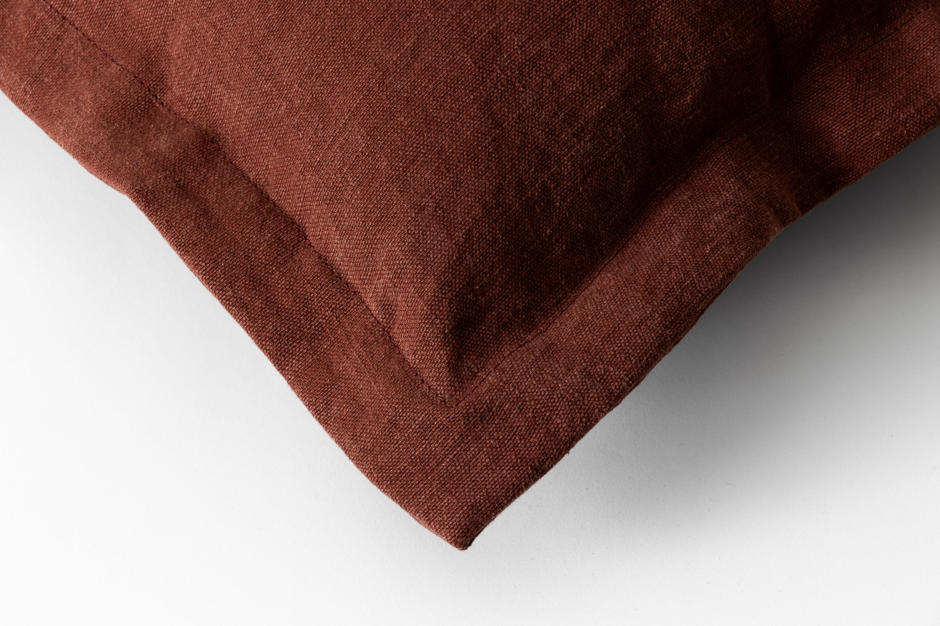Duke Square Cushion Mahogany Jardan