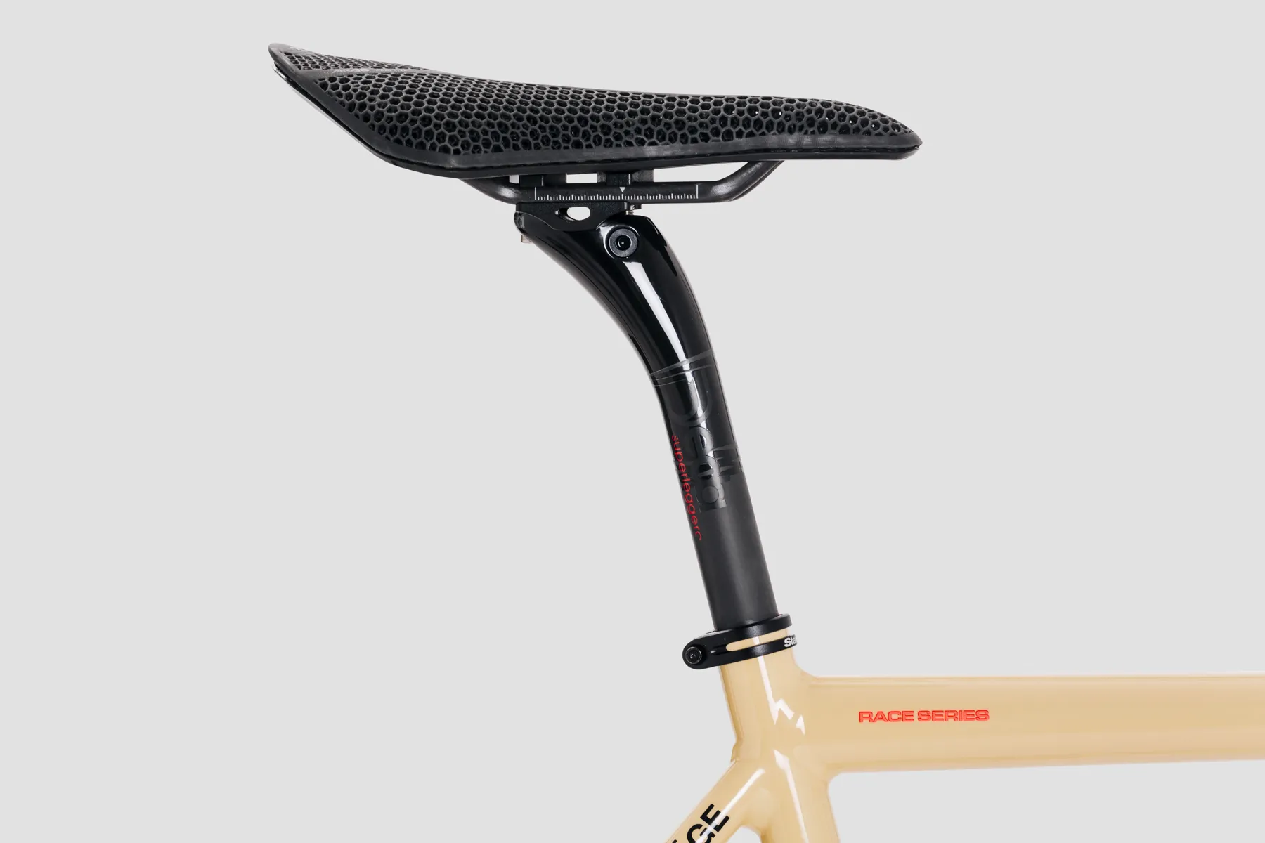 Kreissäge RS Crit Dream Cream Aluminium Road Bike - Fizik Saddle
