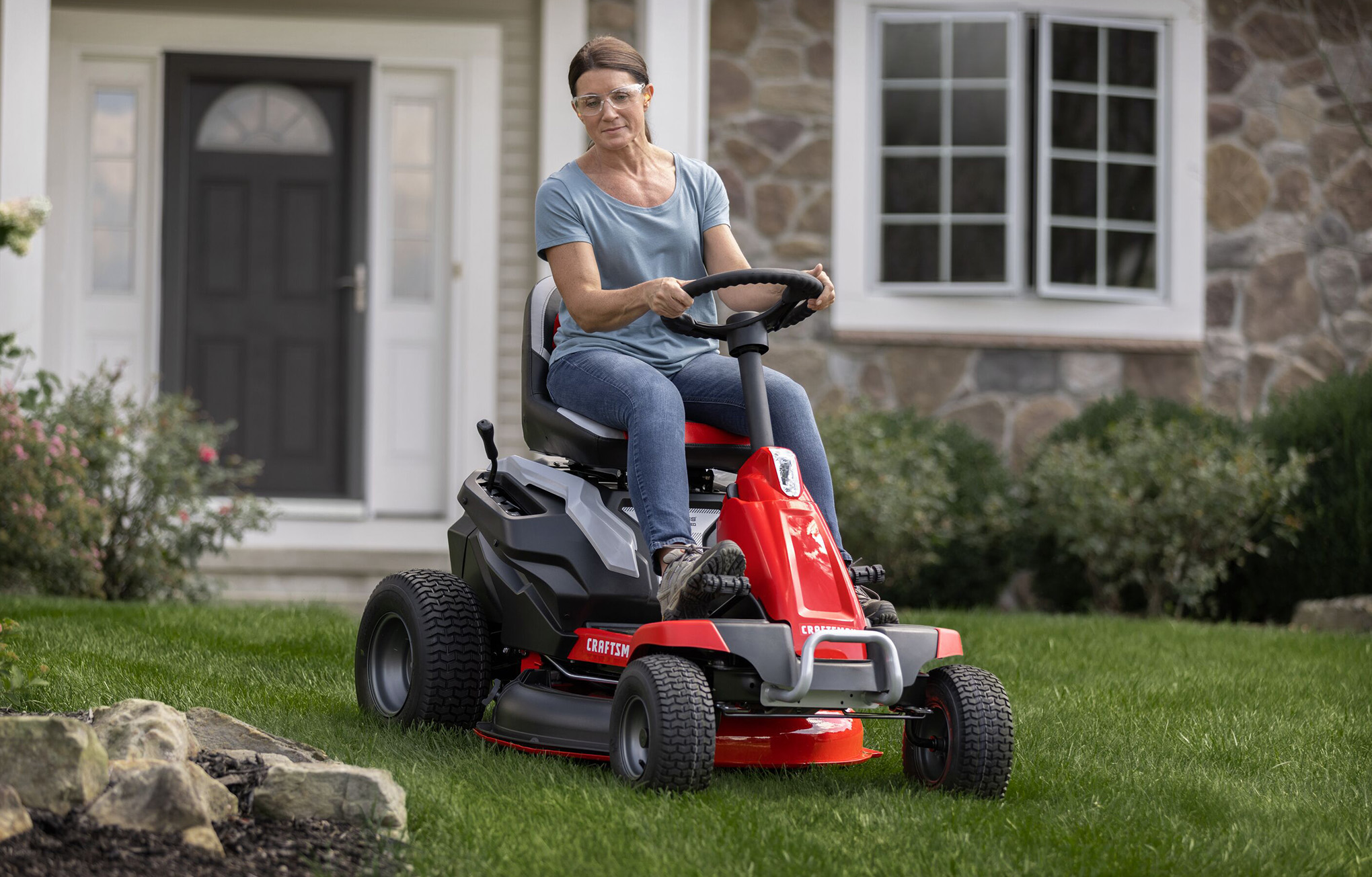 56V MAX* 30-in. Battery-Powered Brushless Compact Riding Mower
