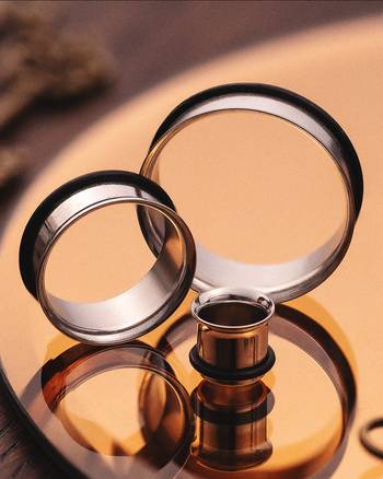 Sleek classy Silver Stainless Steel Single Flare Tunnel / Plug / Gauge