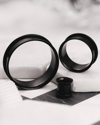 Gothic cool Black Stainless Steel Single Flare Tunnel / Plug / Gauge