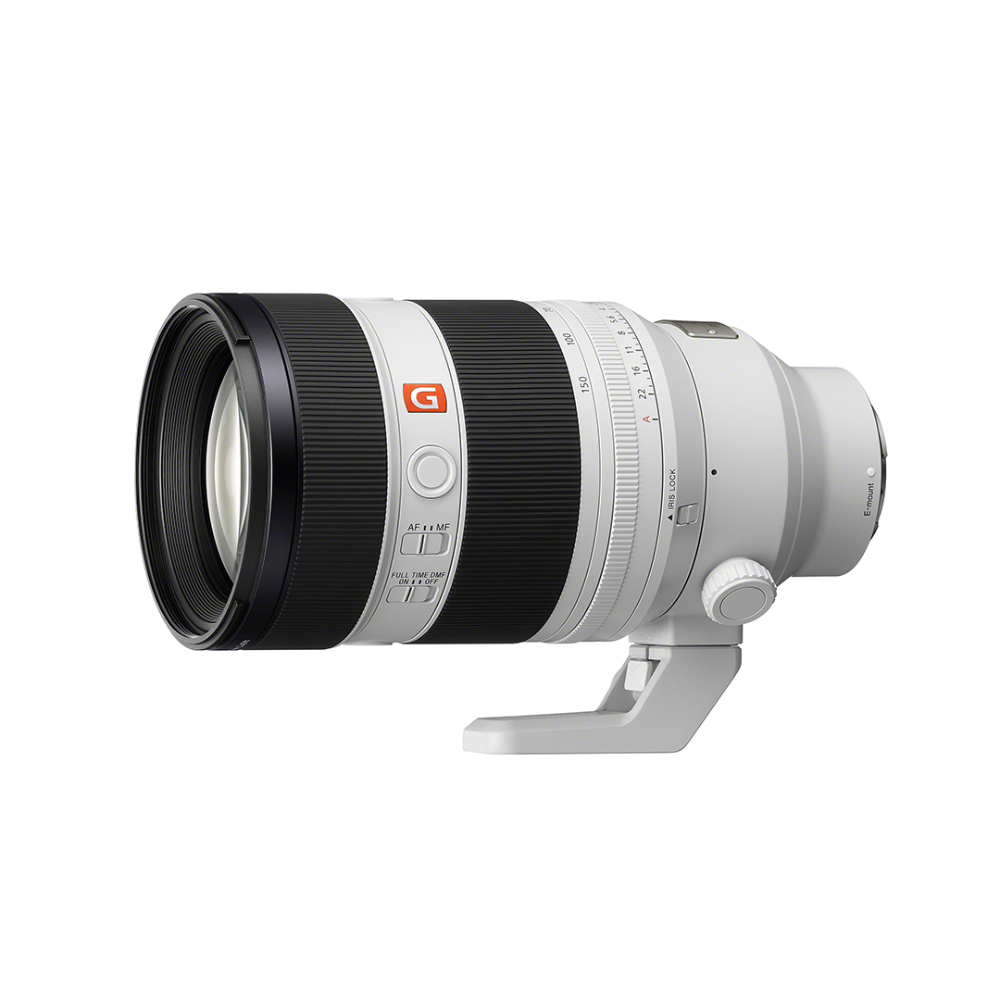 A Breakthrough f/2 Telephoto Zoom for New Expression