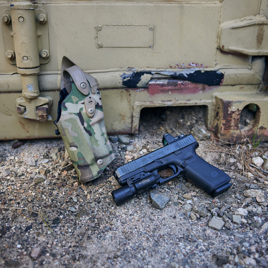 glockシリーズ　ランヤードホルダー s-l1200.jpg