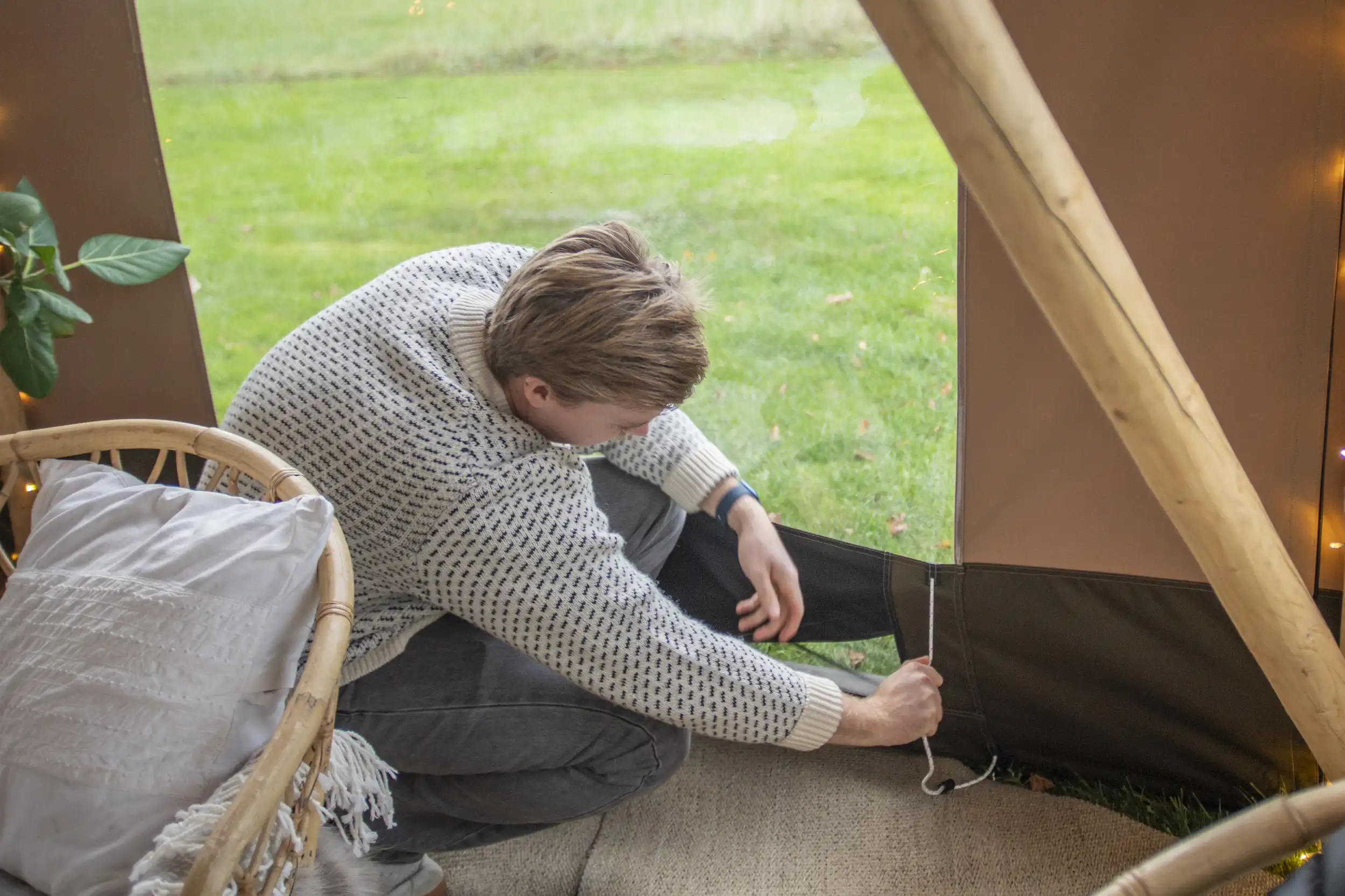 //cdn.accentuate.io/8608047563002/1767874060668/_ESK3833v2.webp?v=1767874060668