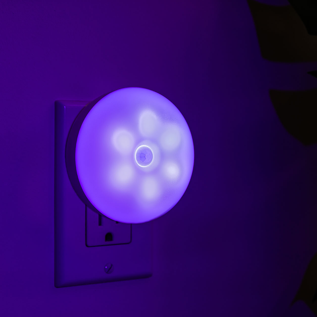 blissember smart night light in purple