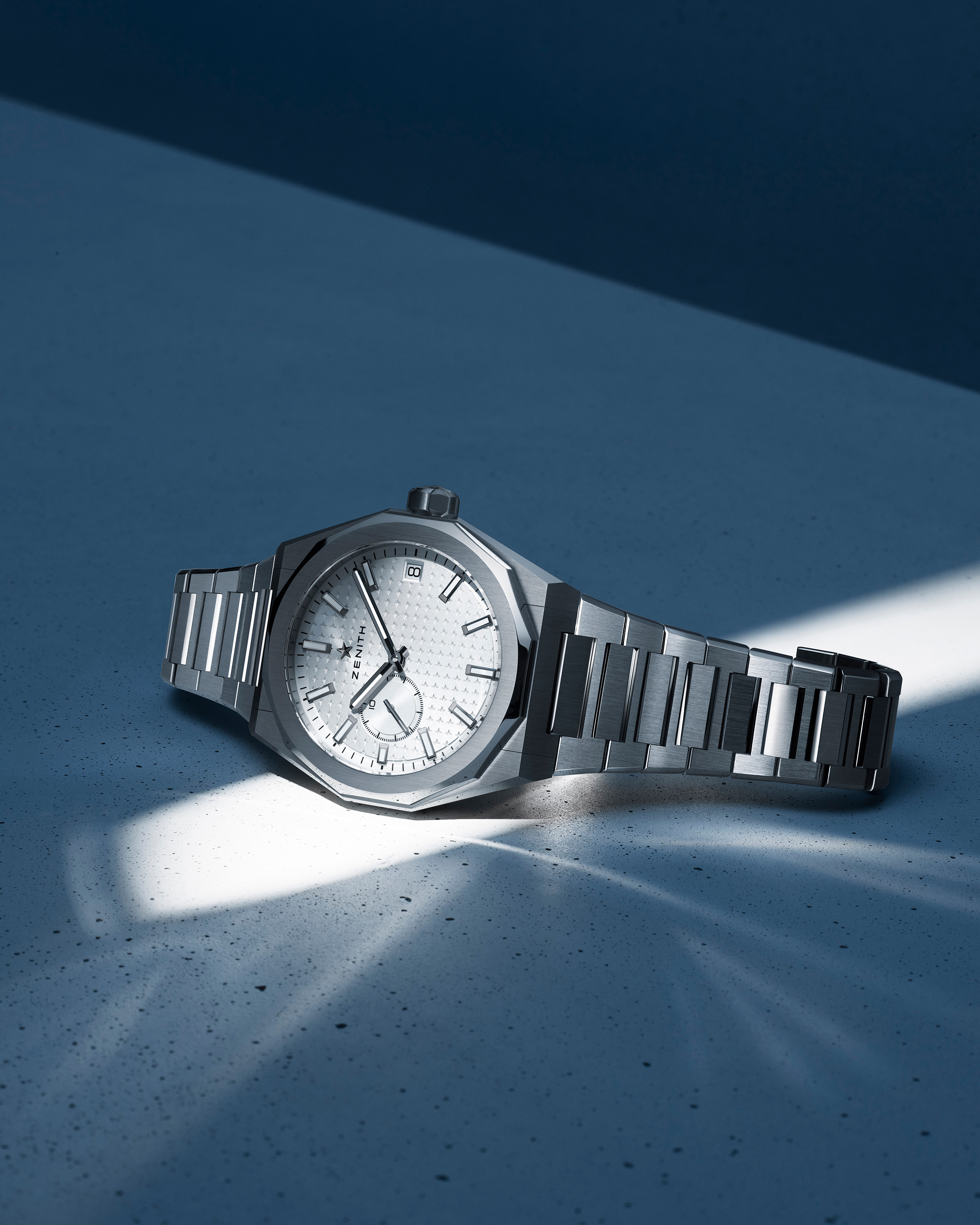 Cortina Watch Malaysia ZENITH Defy Skyline 41mm Ref. 03.9300.3620/01.I001
