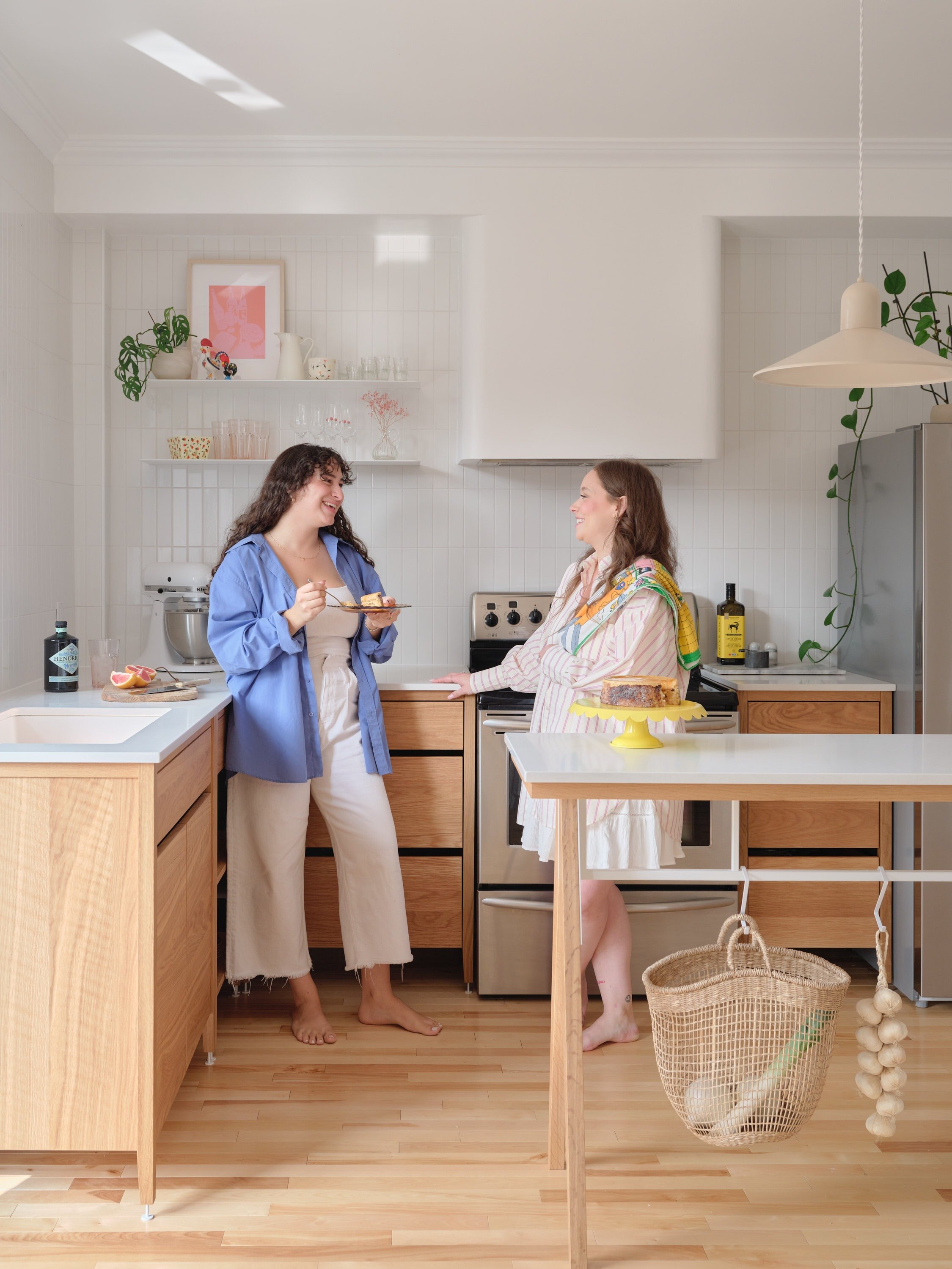 kitchen design, modular kitchen, freestanding kitchen, modular cabinets, freestanding cabinets, natural oak.