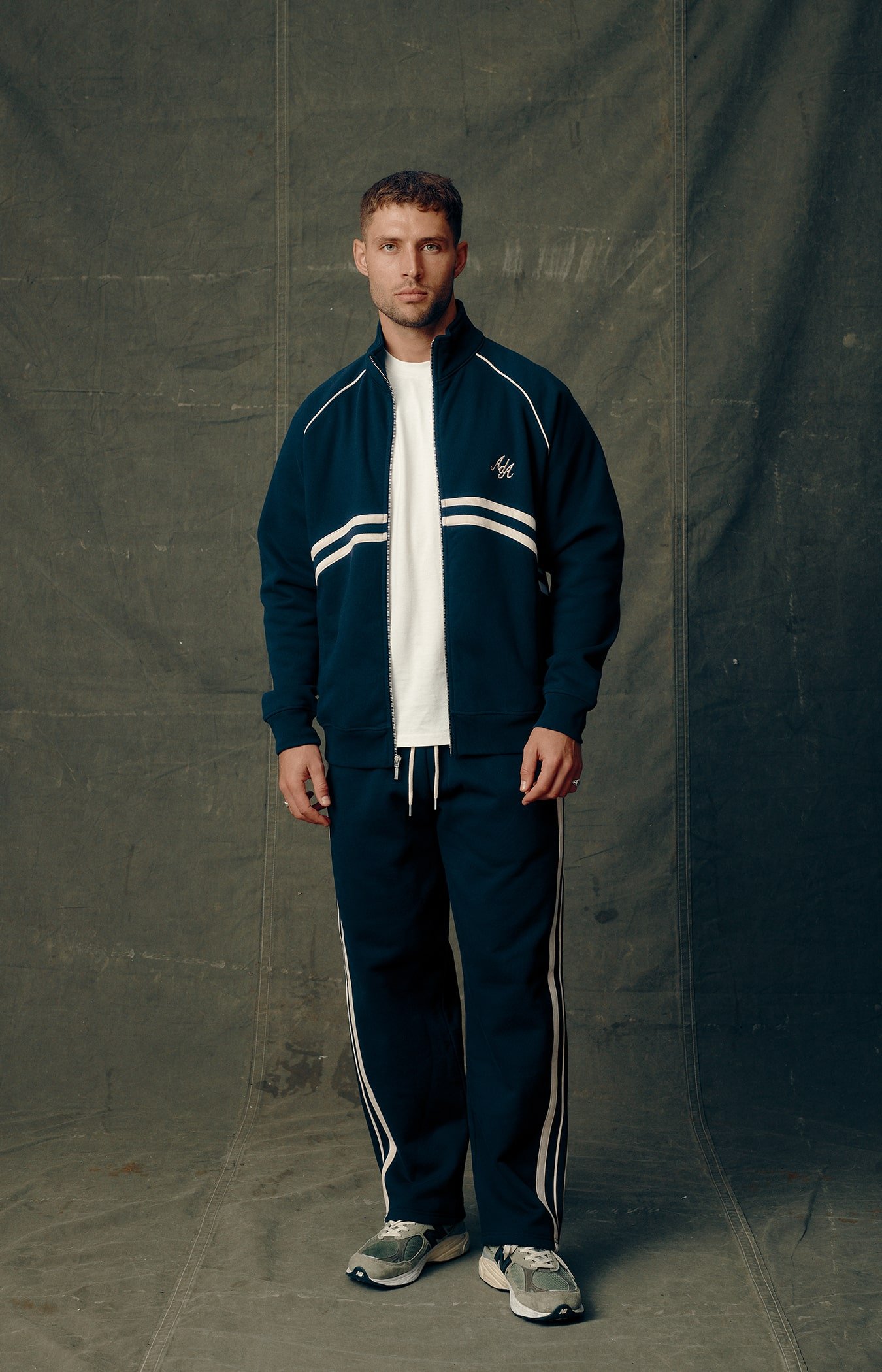 Maxima Arch Jersey Track Suit | Navy