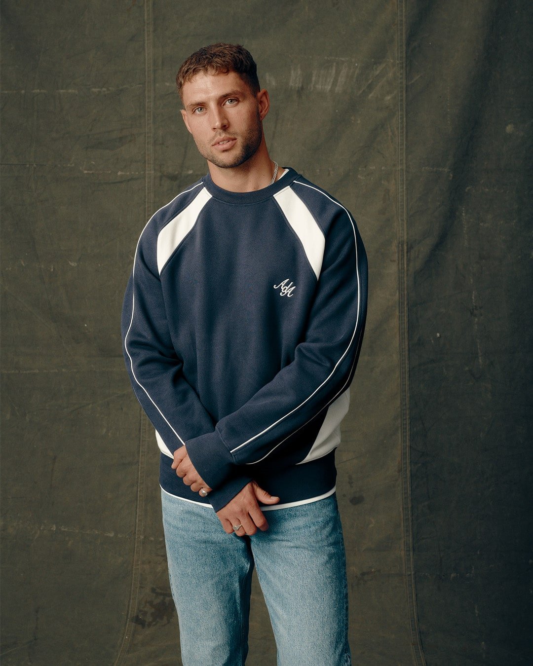 Arva Piped Raglan | Navy