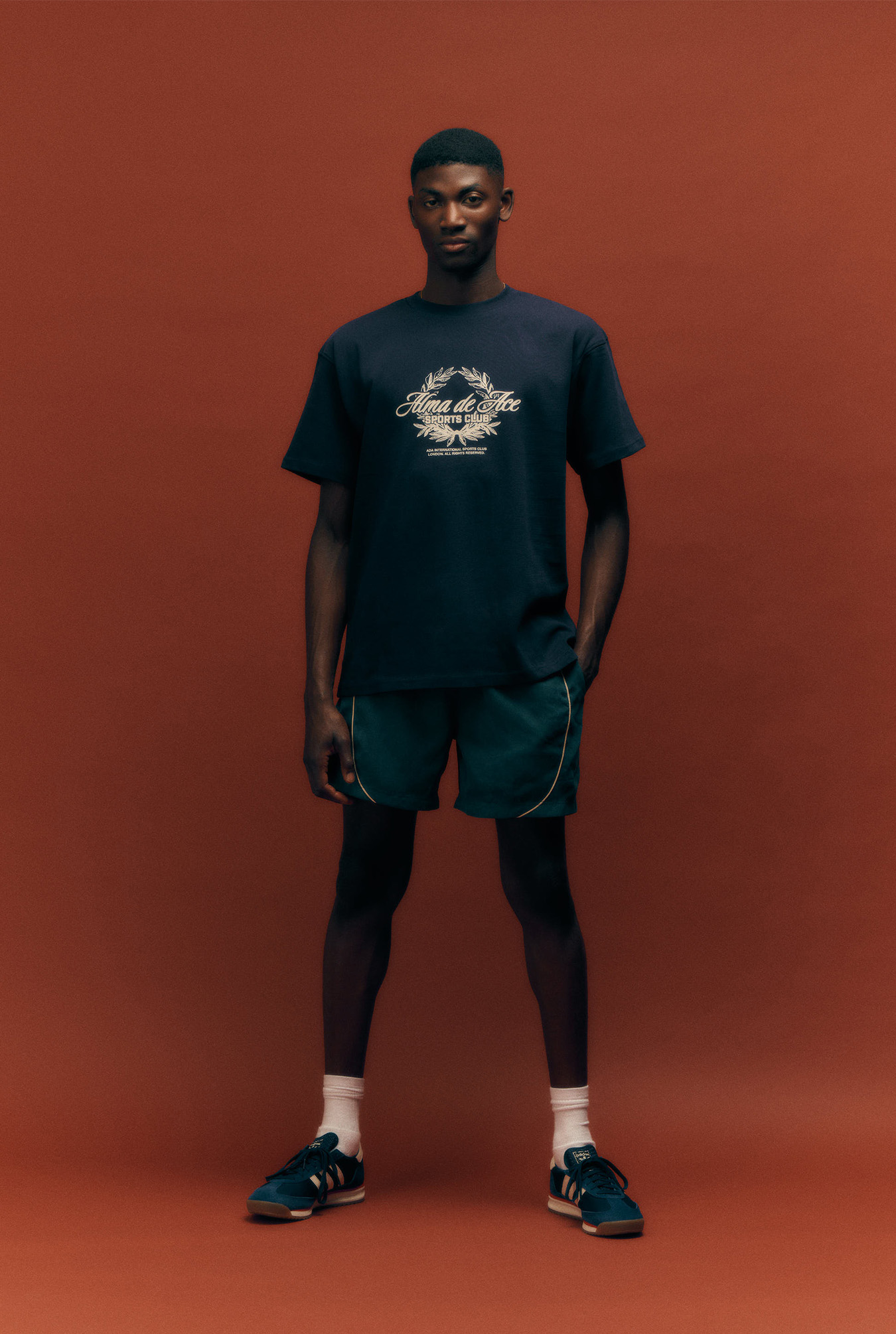 Pyeto Graphic T-Shirt | Navy