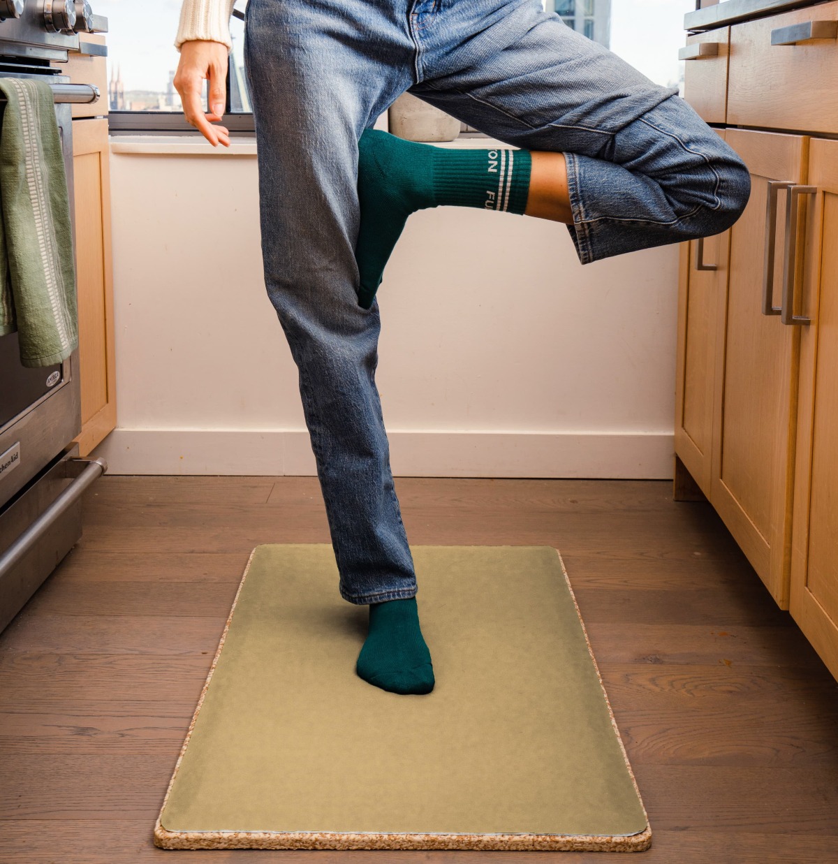 Fulton Standing Mat | Anti-Fatigue | Made from Natural Cork | Support for All-Day Comfort | Perfect for The Kitchen, Desk or Ergonomic Space | Green