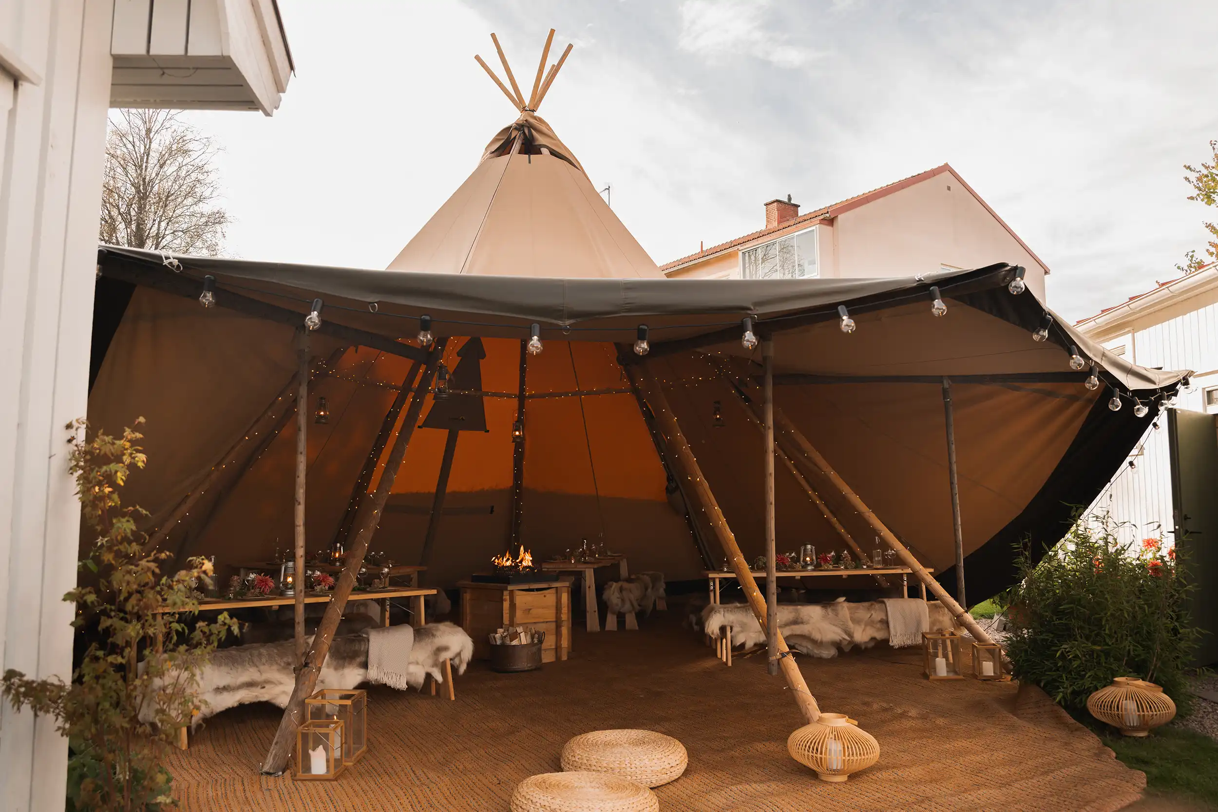 //cdn.accentuate.io/8964689199354/1761211825616/TENTIPI_SEP25_14.webp?v=1761211825616