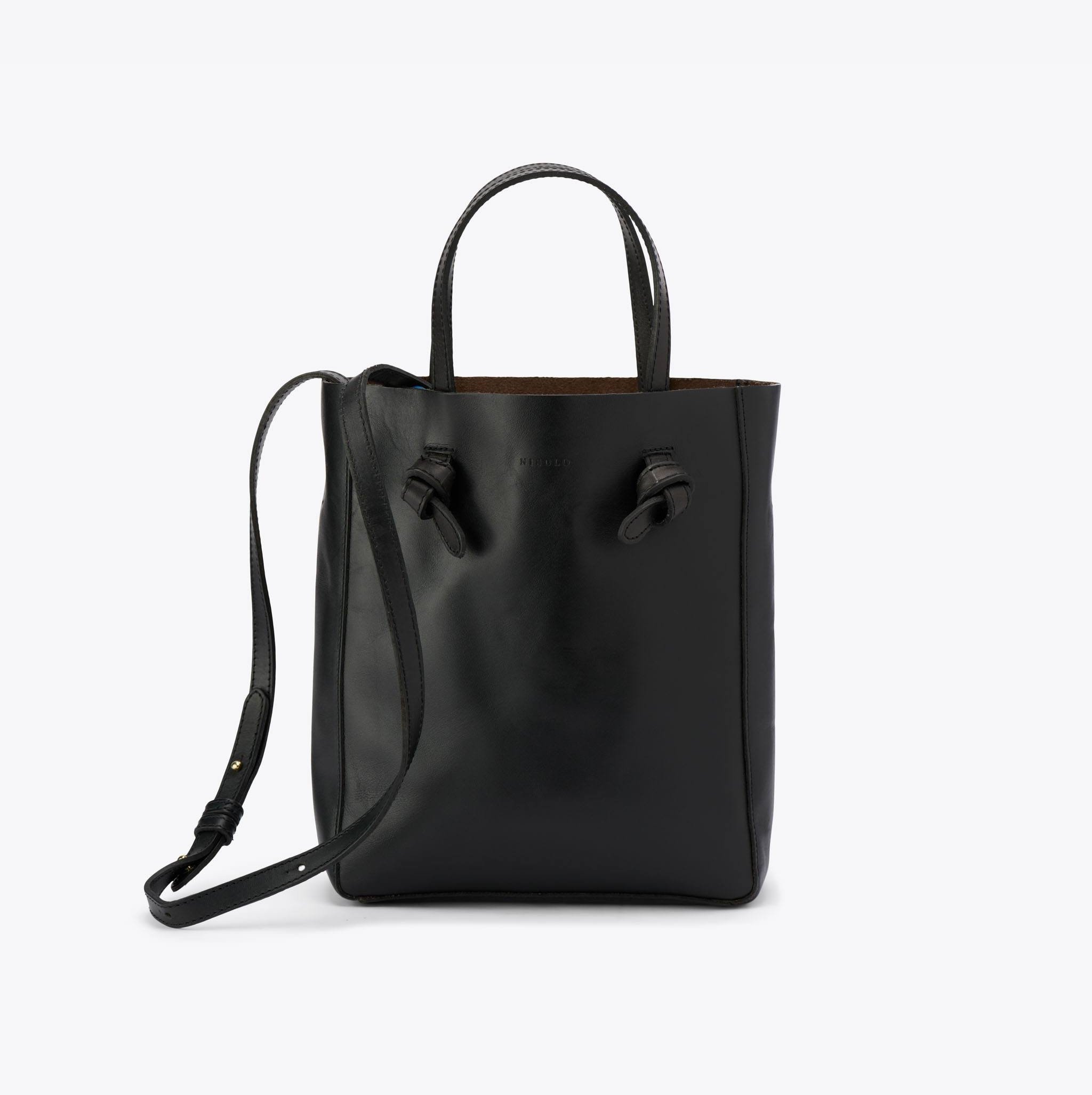 Nisolo Simone Convertible Shopper Black - Every Nisolo product is built on the foundation of comfort, function, and design. 