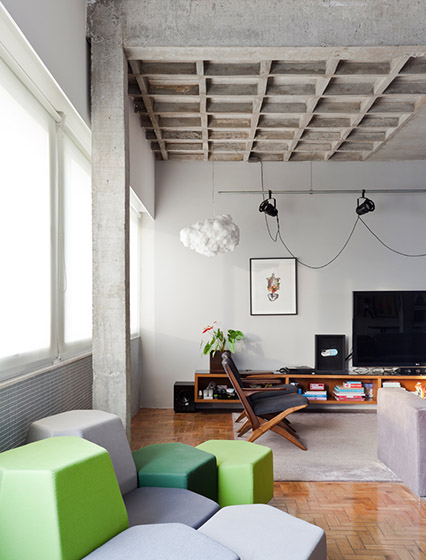 thundercloud levitating speaker