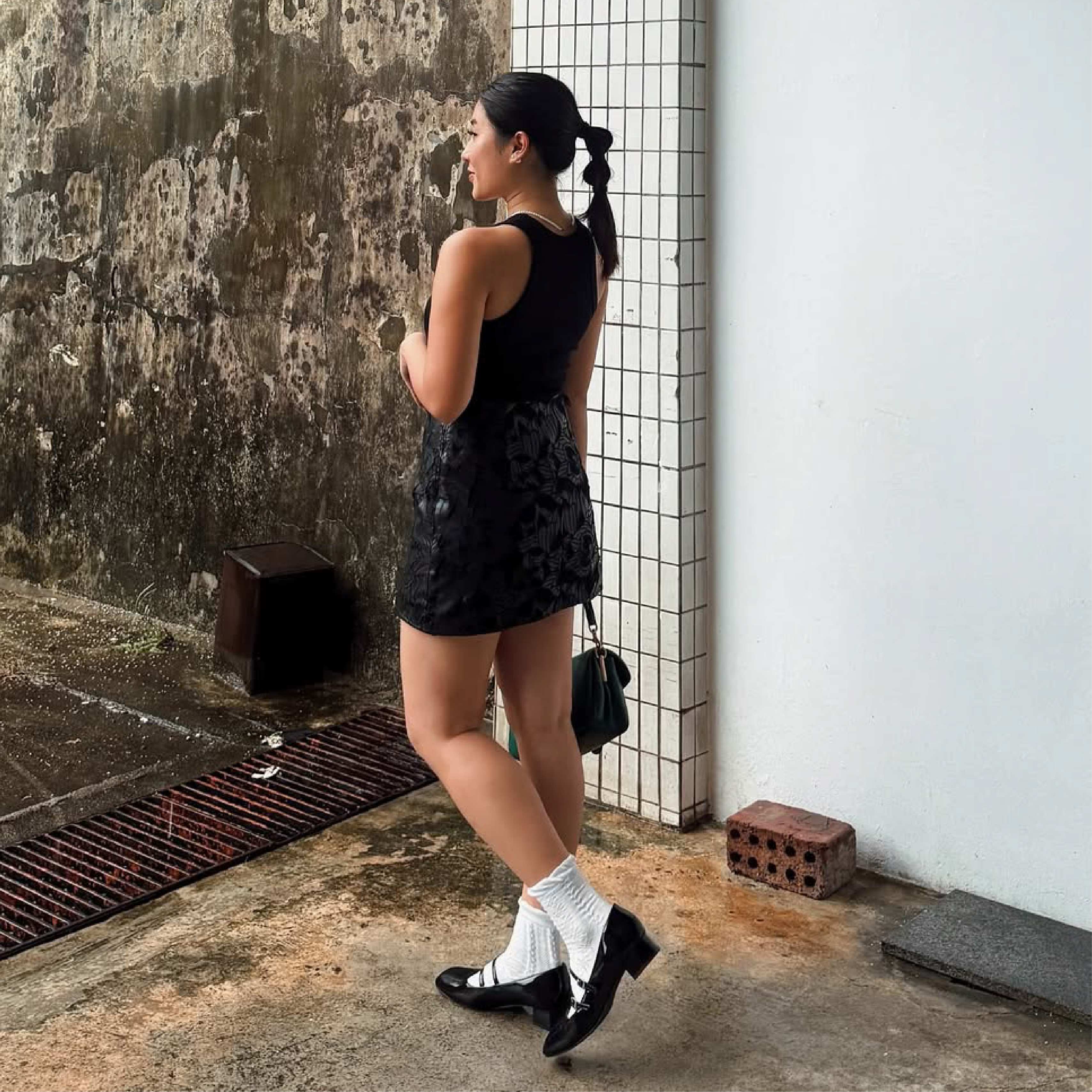 <img src="As seen on_3 carrie black - theycallmegenny_23016.jpg" alt="alt=Carrie Mary Janes in Gloss Black on KOL theycallmegenny">