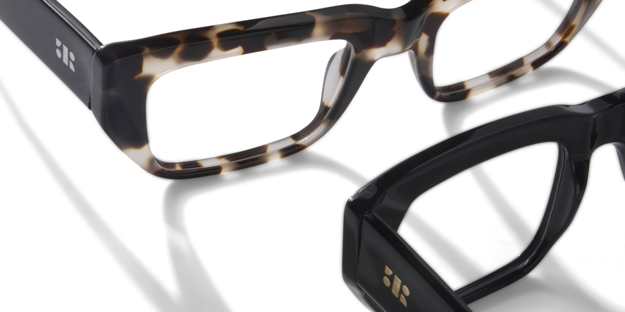 Photo Details of Kai Black Reading Glasses in a room