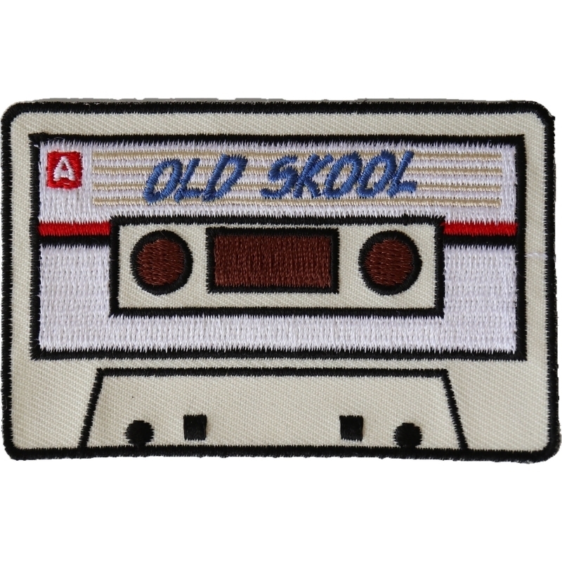 p5946-old-skool-radio-cassette-novelty-iron-on-pat-product-detail-image