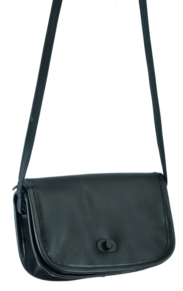 ds8500-womens-black-construction-leather-purseshou-product-detail-image