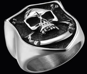 r179-stainless-steel-brave-face-biker-ring-product-detail-image