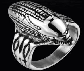 r169-stainless-steel-alien-head-biker-ring-product-detail-image