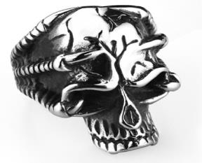 r149-stainless-steel-broken-skull-face-skull-biker-product-detail-image