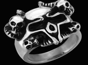 r142-stainless-steel-serpent-skull-biker-ring-product-detail-image